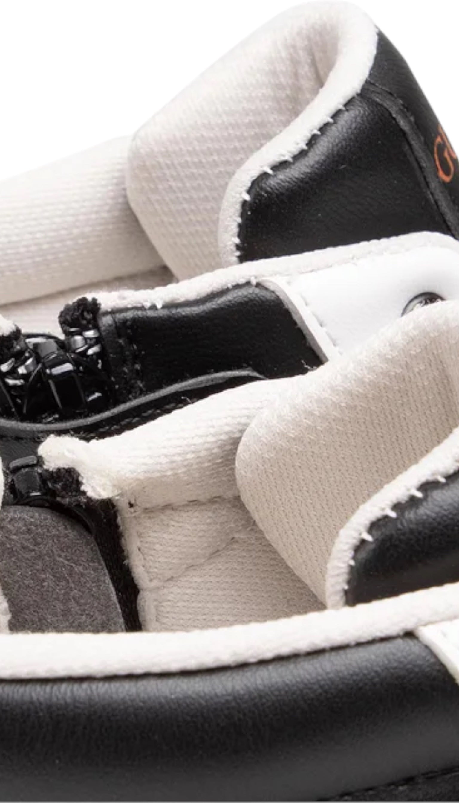 Černé chlapecké vysoké tenisky Guess